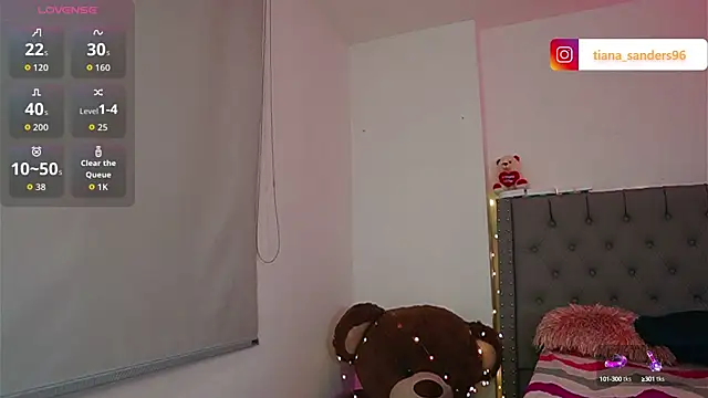 Tiana sanders online show from October 2, 1:56 am