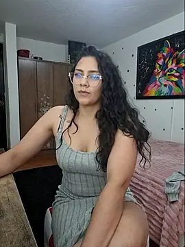 Snapshot of Thaliacooper_ chatting on June 25, 9:08 pm Thaliacooper online show from June 25, 9:08 pm