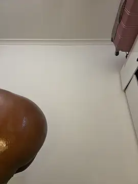 Africanbootie online show from February 8, 3:26 pm