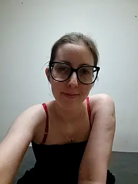 Snapshot of Sarah459 chatting on March 1, 5:49 pm Sarah459 online show from March 1, 5:49 pm