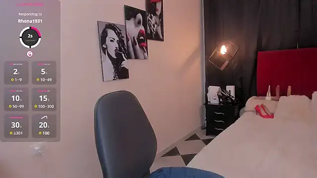 Megan Do Santos online show from February 10, 9:04 pm