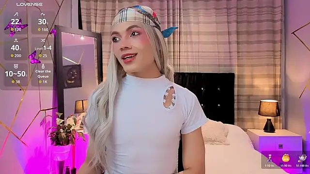 Megan Do Santos online show from November 9, 3:21 pm