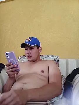 Snapshot of Zordomud0 chatting on March 11, 4:24 pm Zordomud0 online show from March 11, 4:24 pm