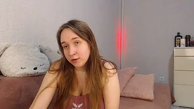 lovely hayley online show from February 6, 9:28 pm