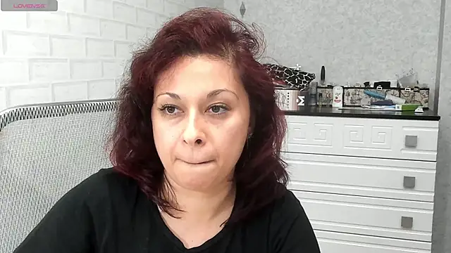 TeasyLana online show from November 24, 11:10 am