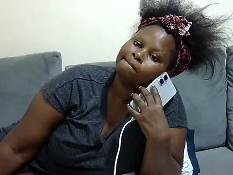 Pretty lilly02 online show from May 17, 1:29 pm