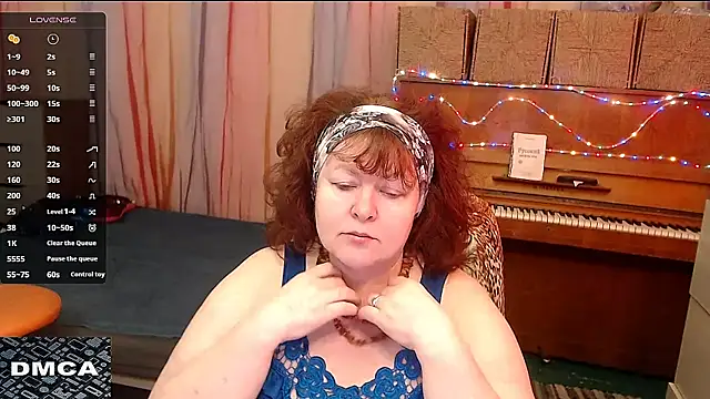 RoseRed69 online show from March 7, 4:35 am