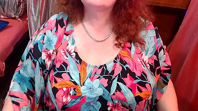 RoseRed69 online show from May 3, 5:13 am