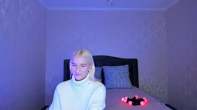 Snapshot of Amanda054 chatting on February 2, 5:48 pm Amanda054 online show from February 2, 5:48 pm