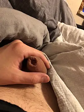 Snapshot of wixxer872302 chatting on December 23, 12:14 am wixxer872302 online show from December 23, 12:14 am