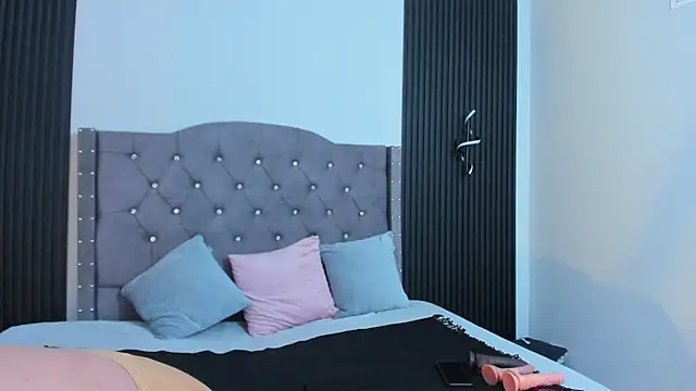 AnastasiaTaylor  online show from November 28, 8:22 pm