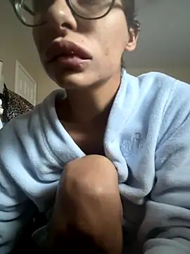 myloveforyouu online show from September 15, 2:28 pm