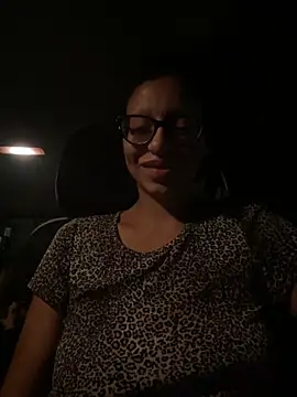 myloveforyouu online show from October 23, 2:44 am