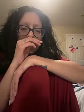 myloveforyouu online show from November 15, 8:00 am