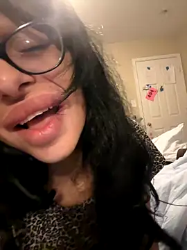 myloveforyouu online show from November 19, 1:22 pm