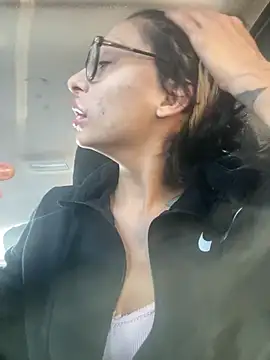 myloveforyouu online show from December 21, 9:55 pm