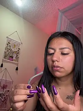 Snapshot of Ivann4 chatting on January 10, 10:57 pm Ivann4 online show from January 10, 10:57 pm