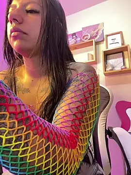 Snapshot of Ivann4 chatting on March 14, 5:46 pm Ivann4 online show from March 14, 5:46 pm