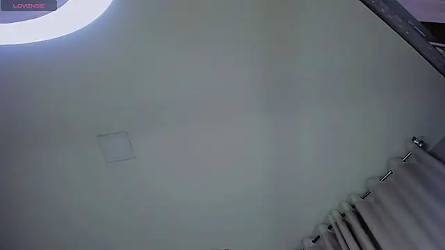 Snapshot of ANGELL06 chatting on February 13, 11:47 pm ANGELL06 online show from February 13, 11:47 pm