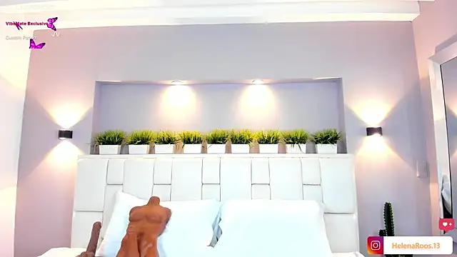 HelenaRoos online show from December 18, 7:42 pm