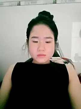 Snapshot of Sahara-lovexoxo chatting on March 22, 2:48 am Sahara-lovexoxo online show from March 22, 2:48 am