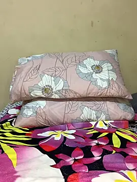 Snapshot of HornyxLadie chatting on March 6, 12:54 am HornyxLadie online show from March 6, 12:54 am