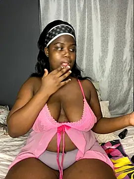 Snapshot of HornyxLadie chatting on October 22, 12:22 am HornyxLadie online show from October 22, 12:22 am