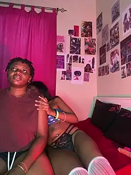 Snapshot of naughtybitches5 chatting on March 5, 3:57 am naughtybitches5 online show from March 5, 3:57 am