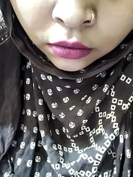 Snapshot of Indian-Nazia chatting on May 11, 11:16 am Indian-Nazia online show from May 11, 11:16 am