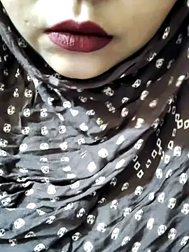 Snapshot of Indian-Nazia chatting on May 26, 10:11 am Indian-Nazia online show from May 26, 10:11 am