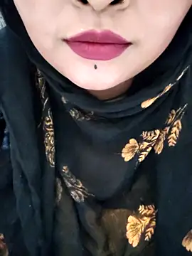 Snapshot of Indian-Nazia chatting on June 1, 7:04 pm Indian-Nazia online show from June 1, 7:04 pm