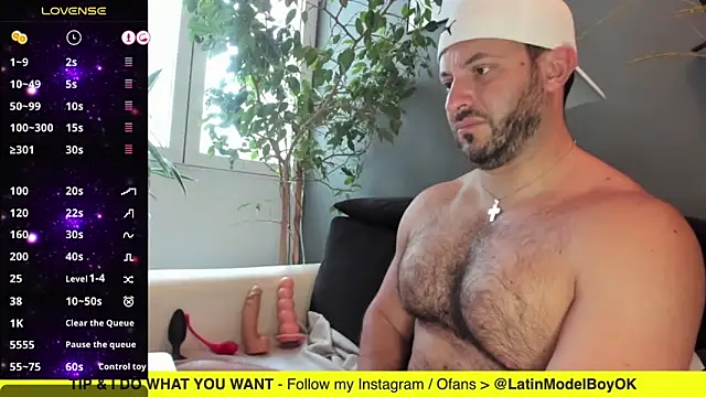 arielenbsas online show from March 11, 7:25 pm