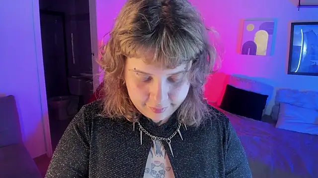 Snapshot of Sabrina_scarlett chatting on September 20, 4:46 am Sabrina scarlett online show from September 20, 4:46 am