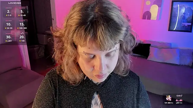 Snapshot of Sabrina_scarlett chatting on September 29, 4:17 am Sabrina scarlett online show from September 29, 4:17 am