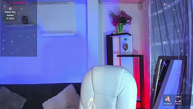 Snapshot of Sabrina_scarlett chatting on November 18, 4:39 am Sabrina scarlett online show from November 18, 4:39 am