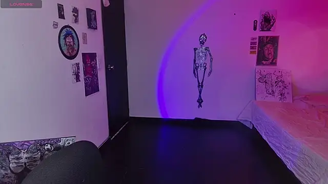Sabrina scarlett online show from June 25, 6:18 am