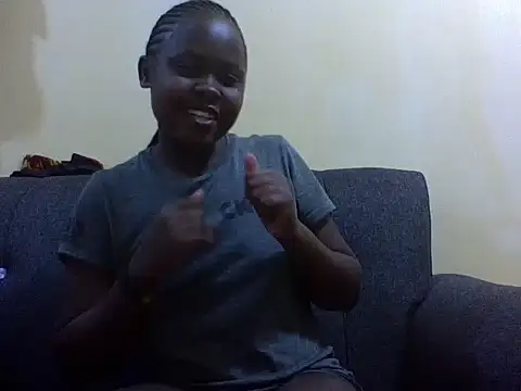 Sweetcecie01 online show from January 8, 8:22 pm