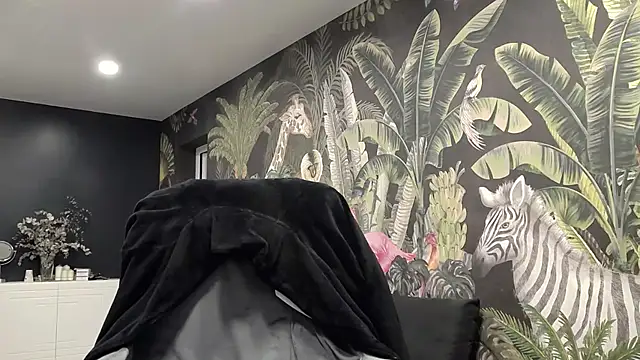 Snapshot of carla88 chatting on December 2, 7:57 am carla88 online show from December 2, 7:57 am