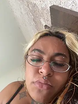 lolafairytail online show from March 18, 6:11 pm