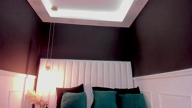 Snapshot of tamhy_ferrara chatting on May 16, 7:45 pm tamhy ferrara online show from May 16, 7:45 pm