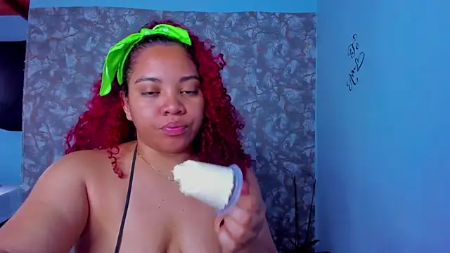 AngelaCoffee online show from March 17, 9:18 pm