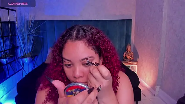 Snapshot of AngelaCoffee chatting on August 2, 3:27 am AngelaCoffee online show from August 2, 3:27 am