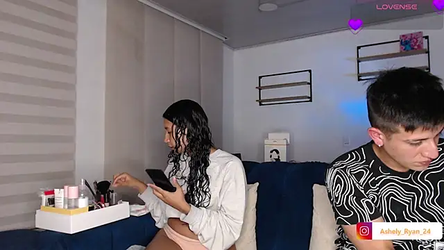 ashely ryan24 online show from January 10, 3:08 am