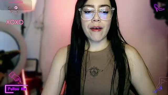 LauGrayJ online show from November 7, 9:26 pm