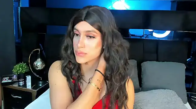 Snapshot of _cat_18 chatting on January 6, 12:05 am cat 18 online show from January 6, 12:05 am