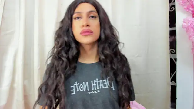 Snapshot of _cat_18 chatting on February 21, 2:06 pm cat 18 online show from February 21, 2:06 pm