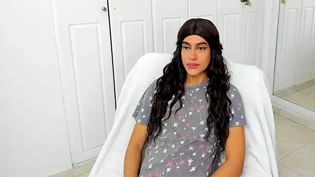 Snapshot of _cat_18 chatting on March 22, 2:03 pm cat 18 online show from March 22, 2:03 pm