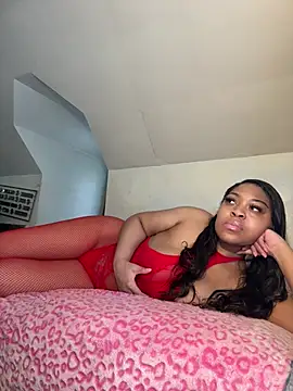 AUNYXXX online show from February 14, 5:10 pm