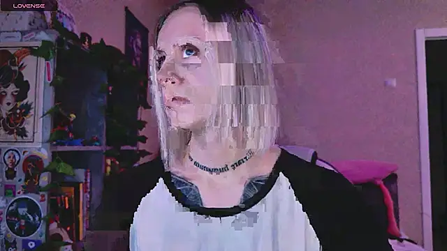 NaniMoore online show from February 15, 8:16 pm