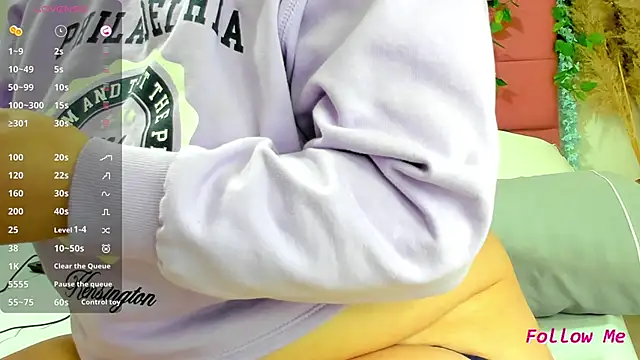 arisha hot online show from October 4, 11:30 am